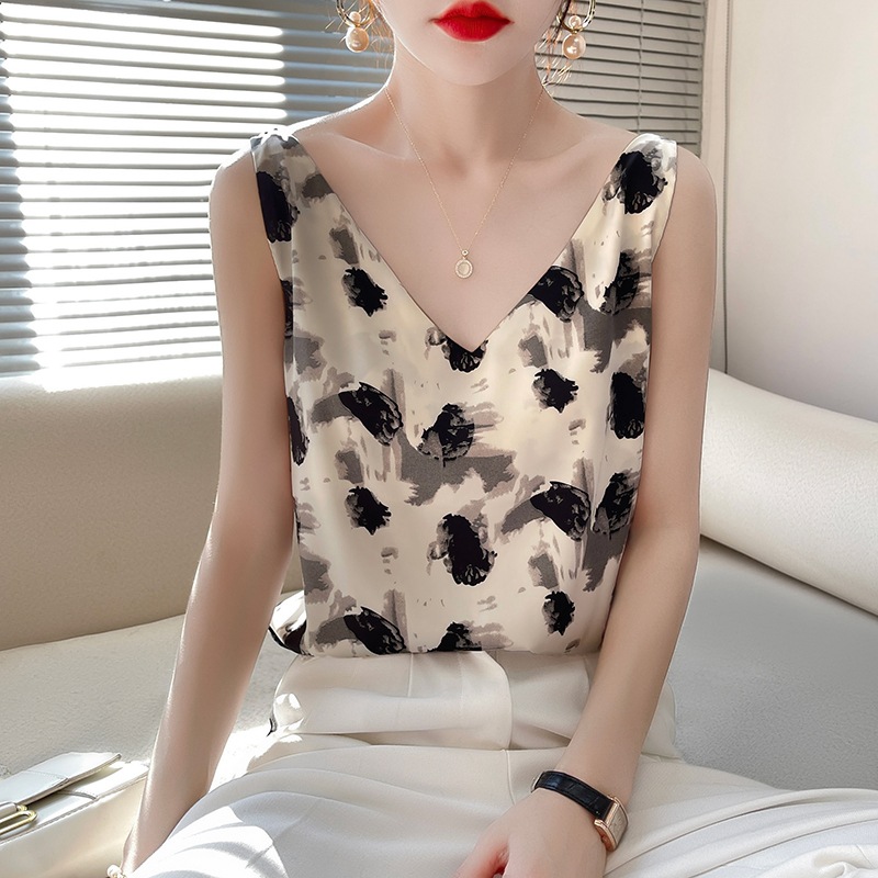 Satin Crew Neck Camisole 6