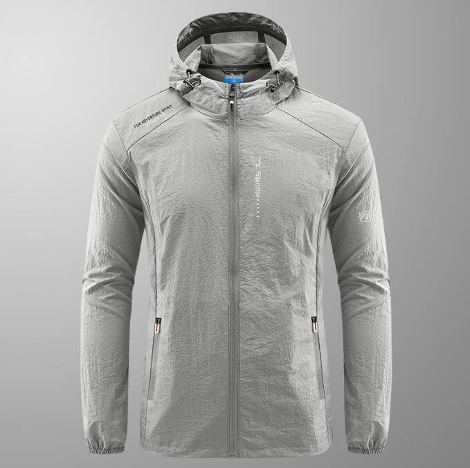 Thin Breathable Sun-Protective Clothing for Couples
